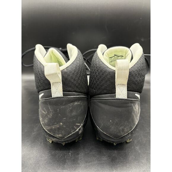 Athletic_Shoes